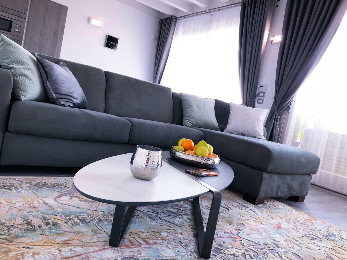 Paradise Luxury Apartments Sirmione Exteriör bild
